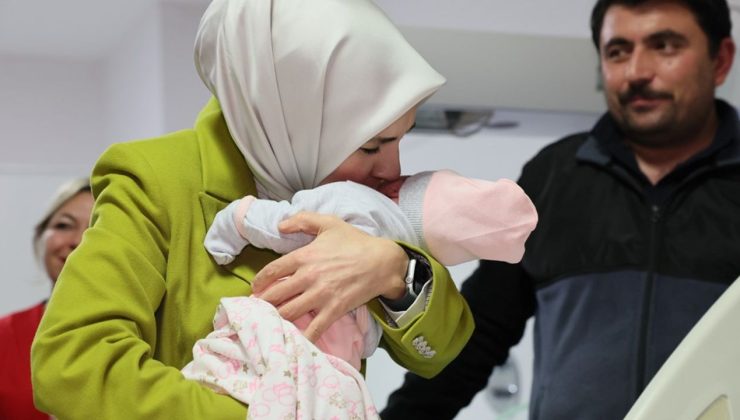 Ocak ayı doğum yardımı ödemeleri annelerin hesaplarına yatırıldı