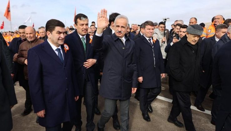 Bakan Uraloğlu Aksaray-Ortaköy Çevre Yolunu açtı: Yıllık 141 milyon lira tasarruf sağlanacak