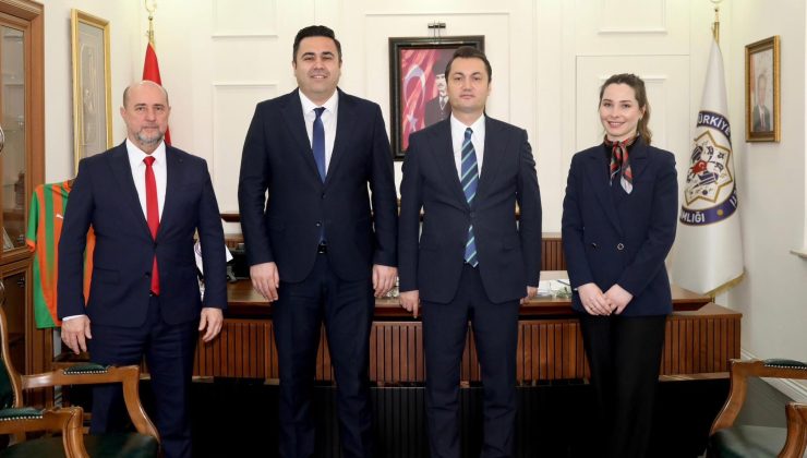 ALANYA VERGİ DAİRESİ MÜDÜRLÜĞÜ’NDEN KAYMAKAM ÖZTÜRK’E VERGİ HAFTASI ZİYARETİ