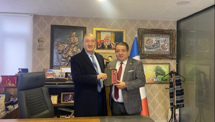 🎉 Anadolu Birliği Partisi’nde Anlamlı Doğum Günü Sürprizi