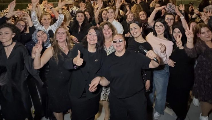 Rukiye Oksar 350 Kadınla Alanya’nın Geleceği İçin Bir Araya Geldi