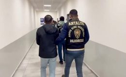 Antalya’da “Belediyede İş” Vaadiyle Dolandırıcılık Operasyonu: 7 Şüpheli Yakalandı