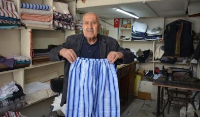 Türkiye’nin efsane ‘çizgili pijaması’ geri dönüyor! 60 yıllık terzi anlattı