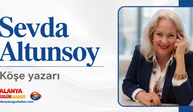 Bir Demokrasi Çınarına Veda: Güle Güle Sayın Cindoruk