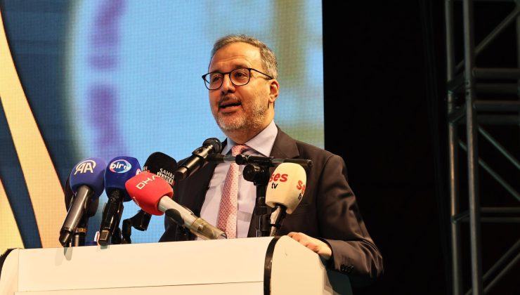 AK Parti İzmir Milletvekili Kasapoğlu: Kılık kıyafete bakarak değil, üretimle, gayretle alın teriyle yürüyoruz