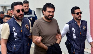 Rasim Ozan Kütahyalı’nın nasıl gözaltına alındığı ortaya çıktı: Şifresi kırılan telefon ele vermiş… ‘Akın Abi’lerinin düğüne gelmesi beklenmiş