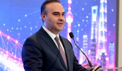 Türk gençlerinden Uluslararası Bilim Olimpiyatları’nda büyük başarı… 4 altın, 8 gümüş ve 1 bronz madalya ile döndüler