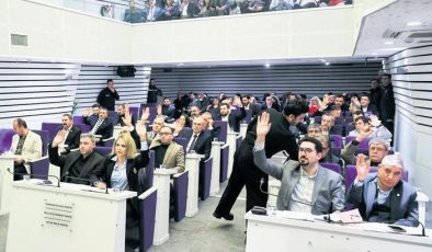 Buca’da başkan vekilliği seçiminde aday bolluğu CHP için tehlike yarattı
