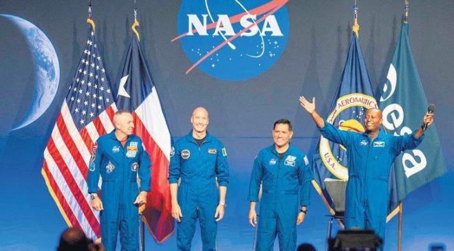 ‘NASA, Dünya’da kadın yok mu?’