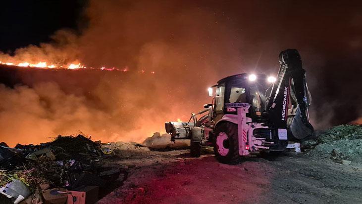 Bodrum’da makilik alan alevlere teslim oldu! Ekiplerin yoğun müdahalesi yangını söndürdü